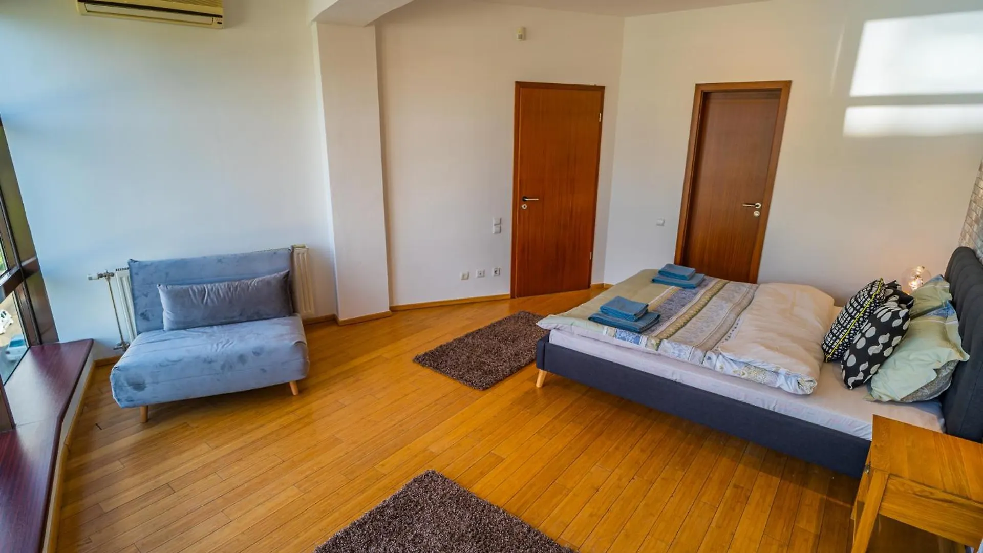 Amazing City View Residences - Penthouse & Apartment Bucarest