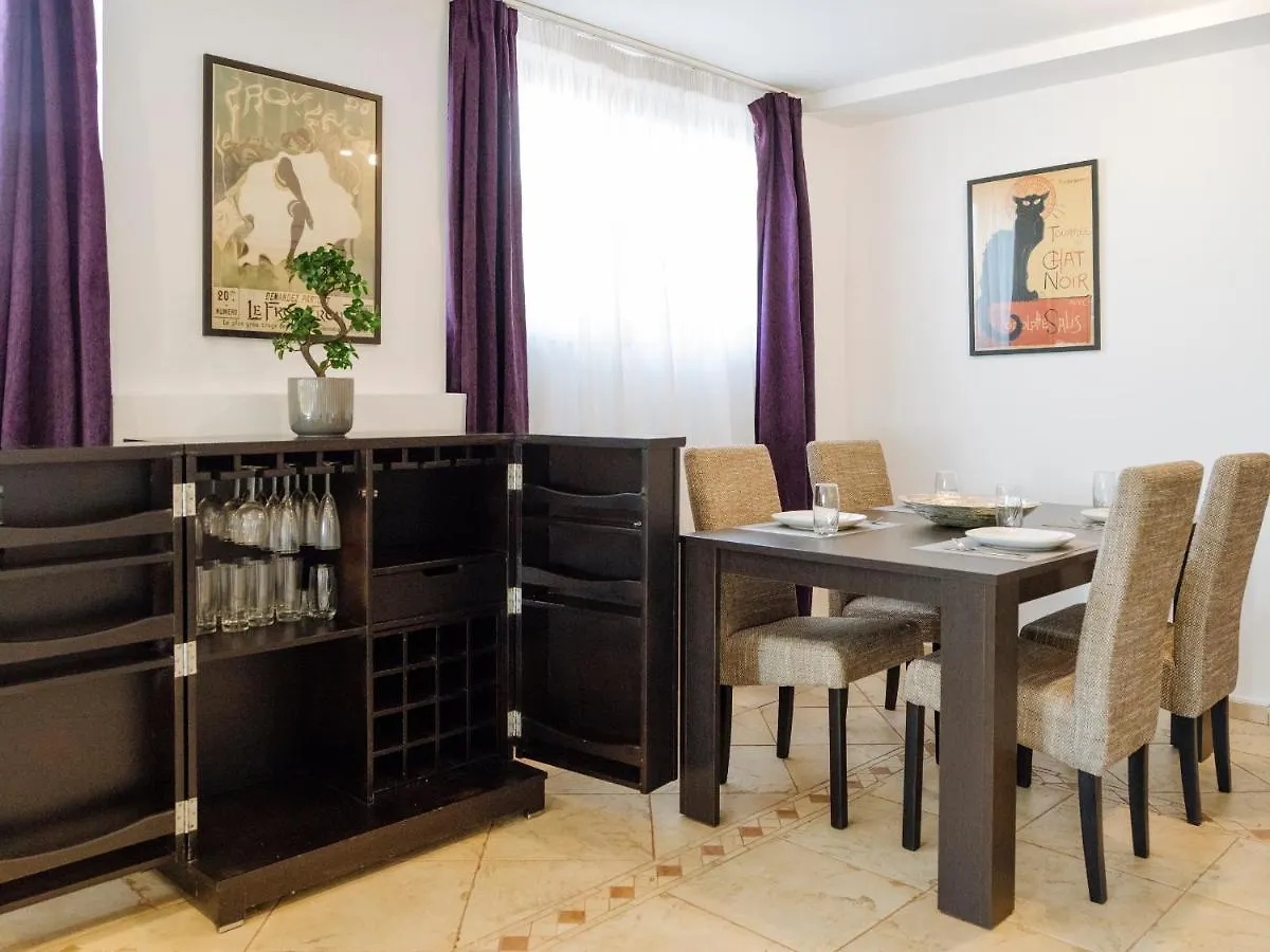 Amazing City View Residences - Penthouse & Apartment Bucarest Rumanía