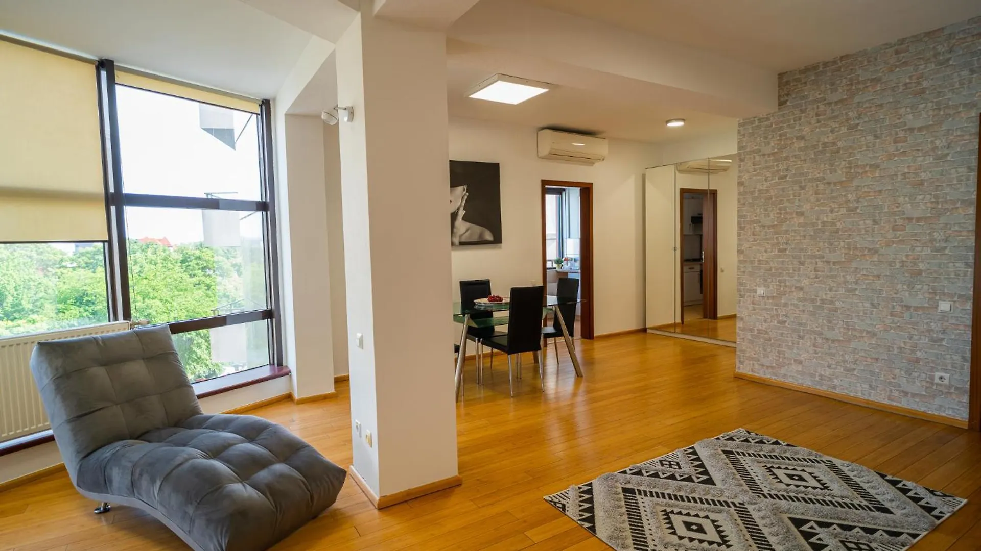 Amazing City View Residences - Penthouse & Apartment Bucarest